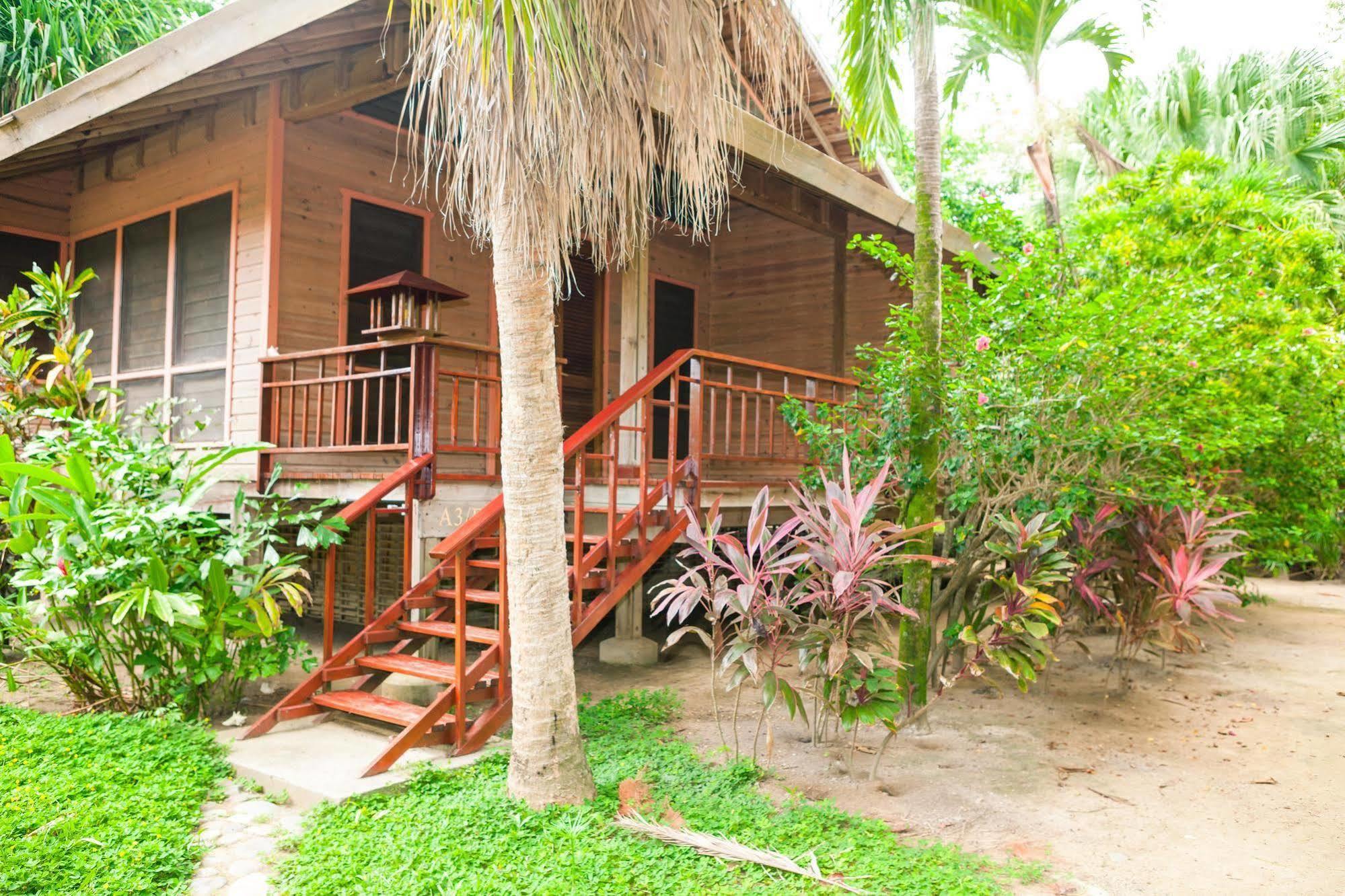 Casa Flores Palmetto Bay Exterior photo